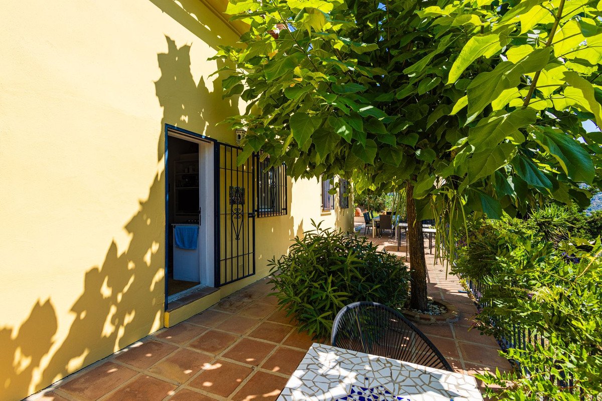 5 Bed Detached Villa in Cómpeta