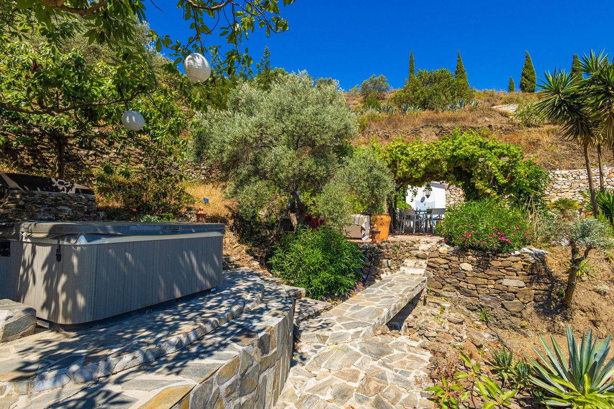5 Bed Detached Villa in Cómpeta