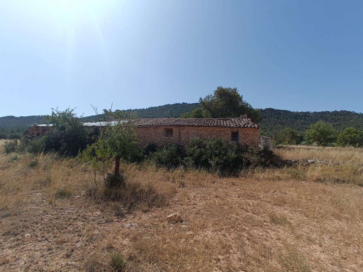 3 Bed Finca - Cortijo in Yecla