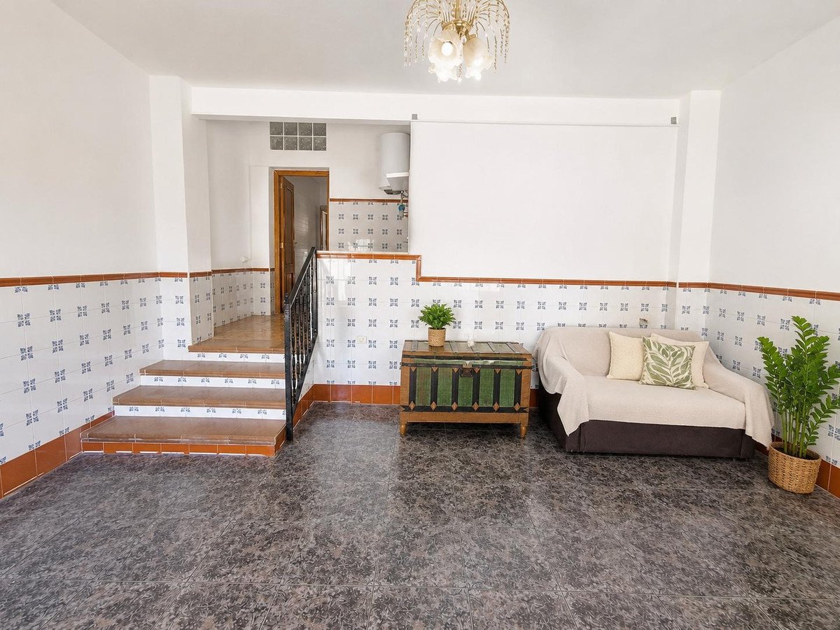 4 Bed Townhouse in Pinoso