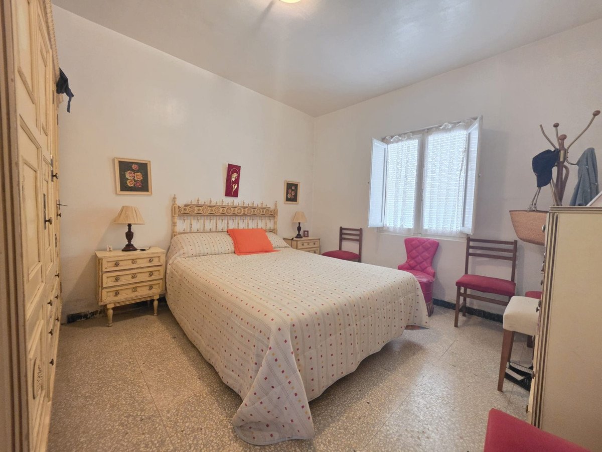 3 Bed Detached Villa in Yecla
