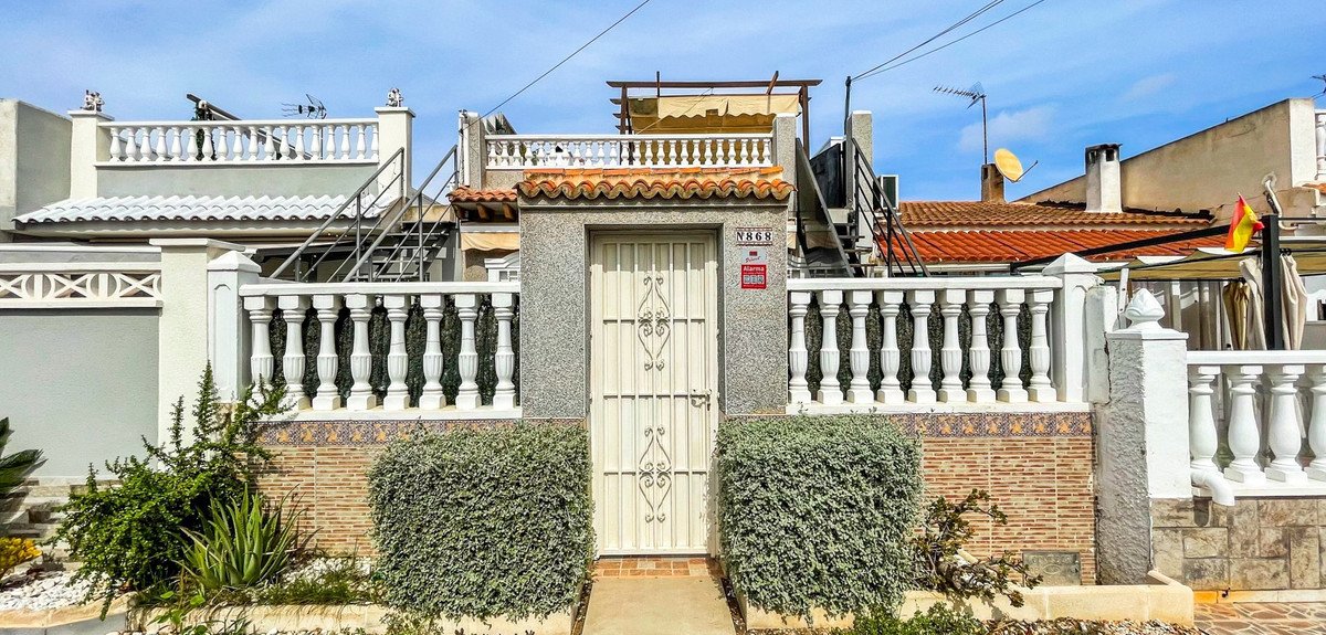 3 Bed Bungalow in Torrevieja