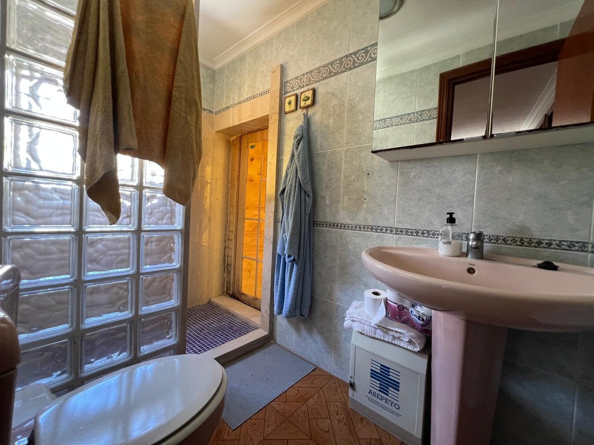 2 Bed Finca - Cortijo in Algueña