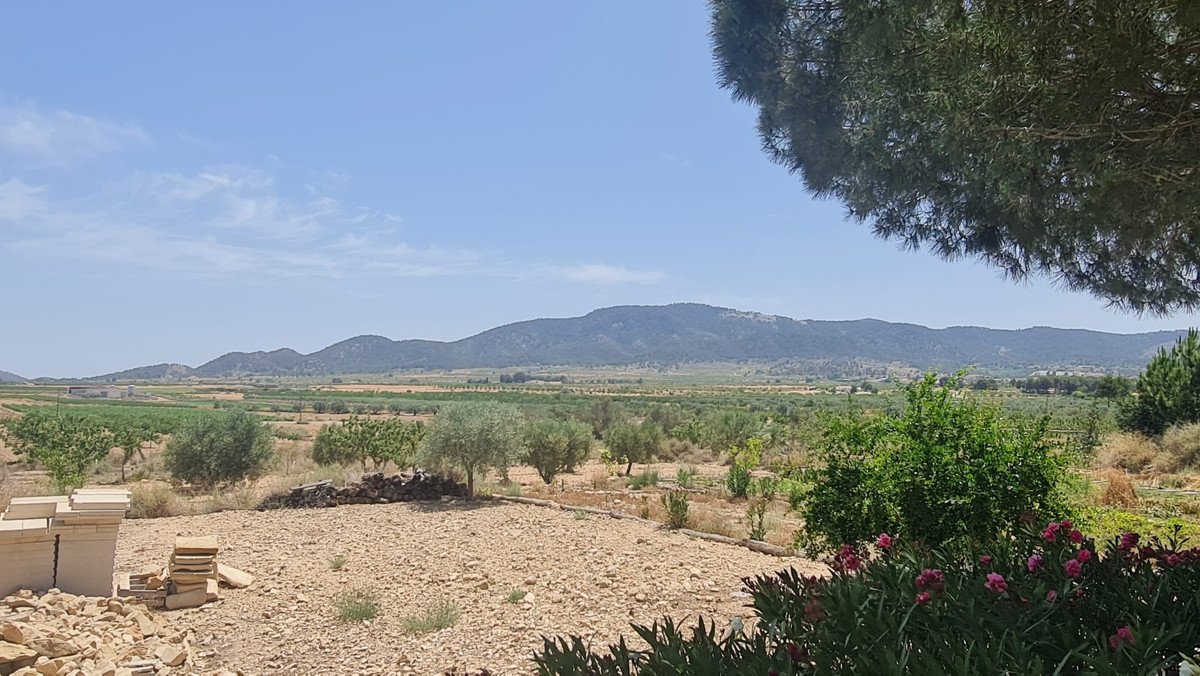 4 Bed Detached Villa in Chinorlet
