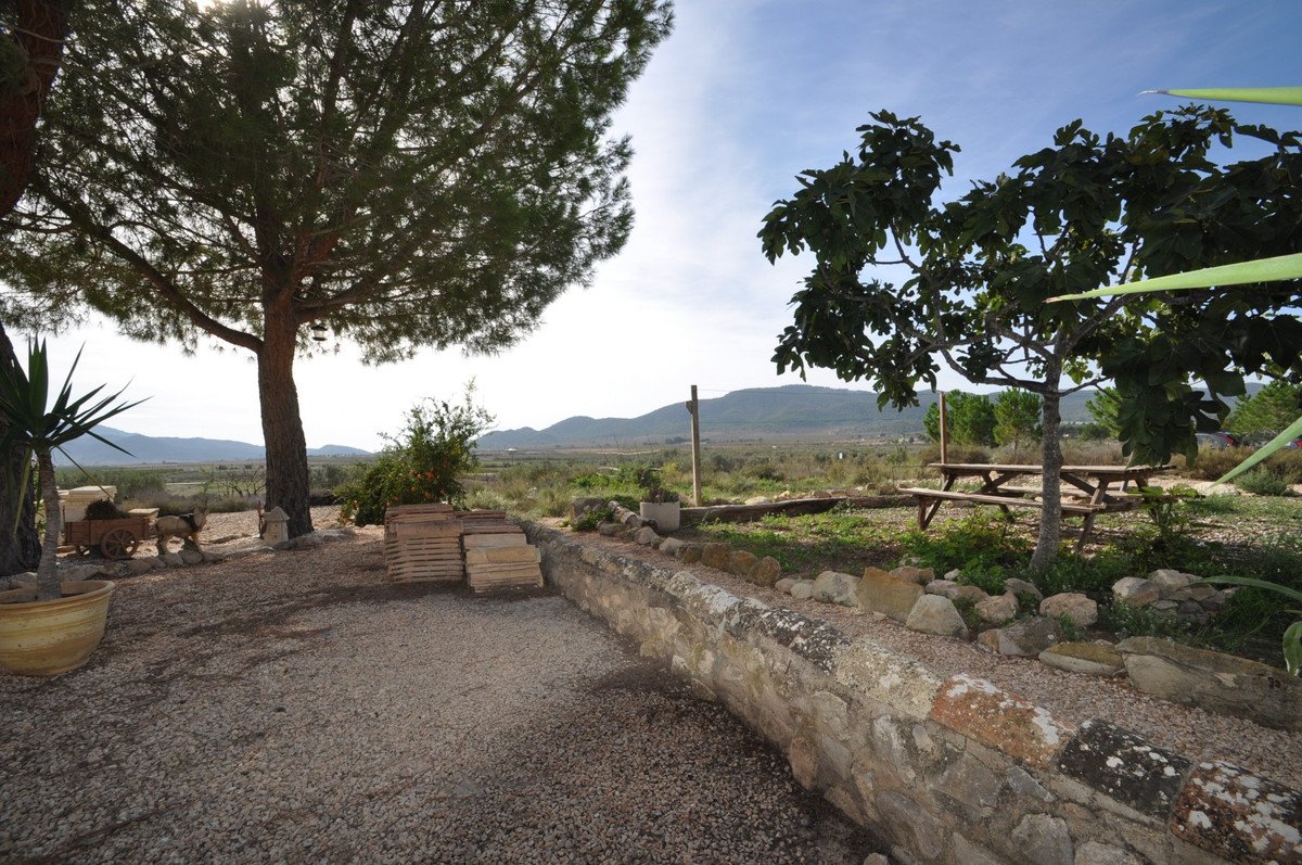 4 Bed Detached Villa in Chinorlet