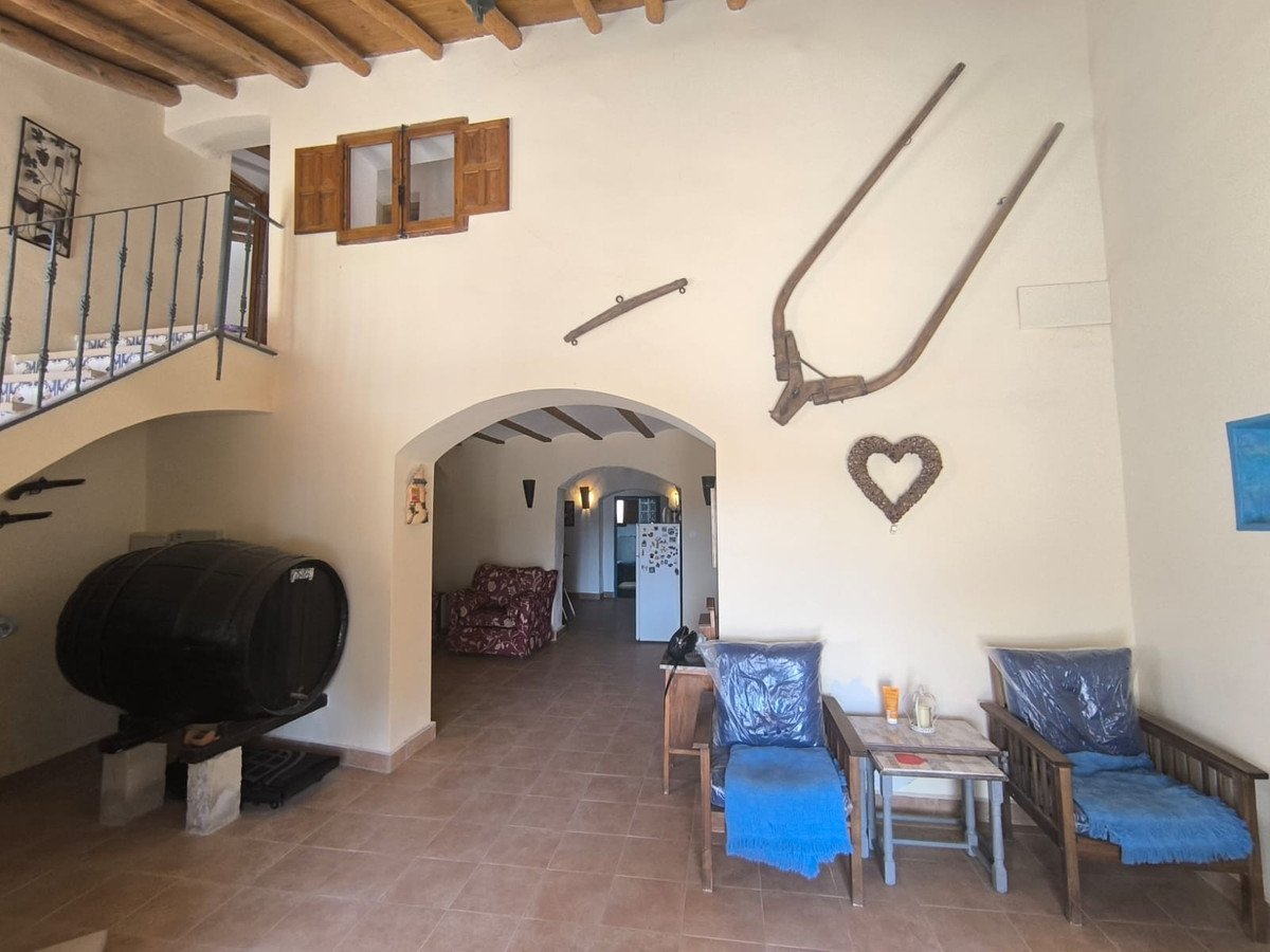 4 Bed Detached Villa in Chinorlet