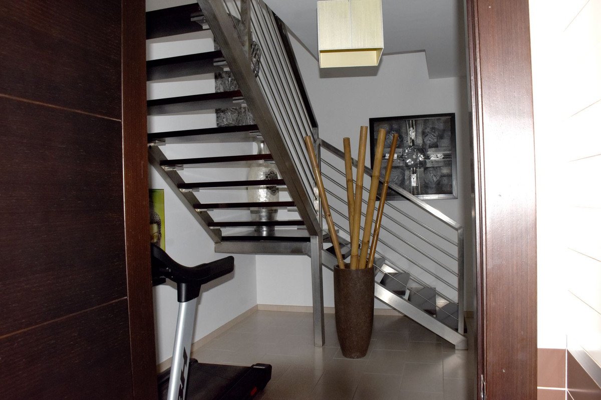 4 Bed Townhouse in Alameda