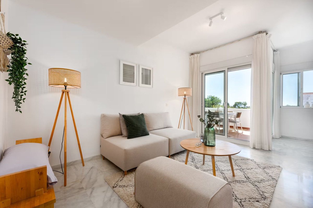 2 Bed Ground Floor Apartment in Estepona