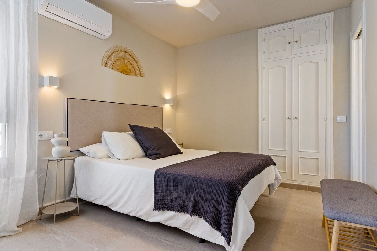1 Bed Middle Floor Apartment in Málaga Centro