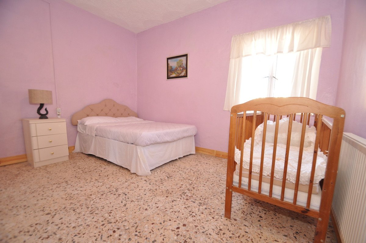 8 Bed Finca - Cortijo in Pinoso
