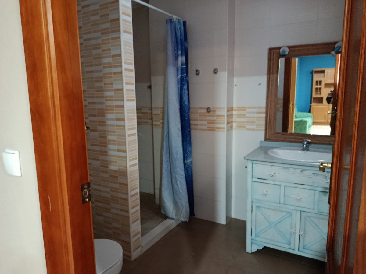 5 Bed Detached Villa in Elche