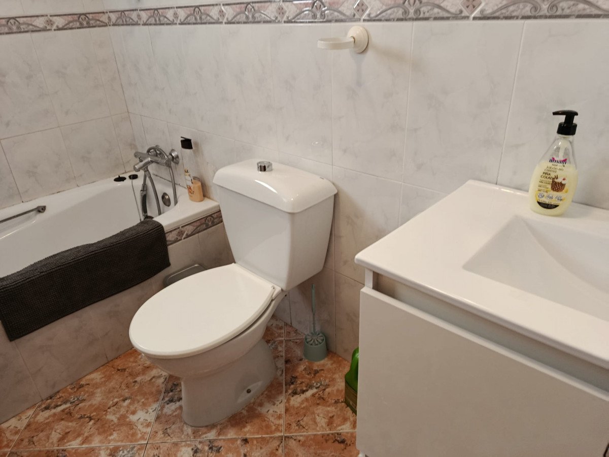 5 Bed Detached Villa in Elche