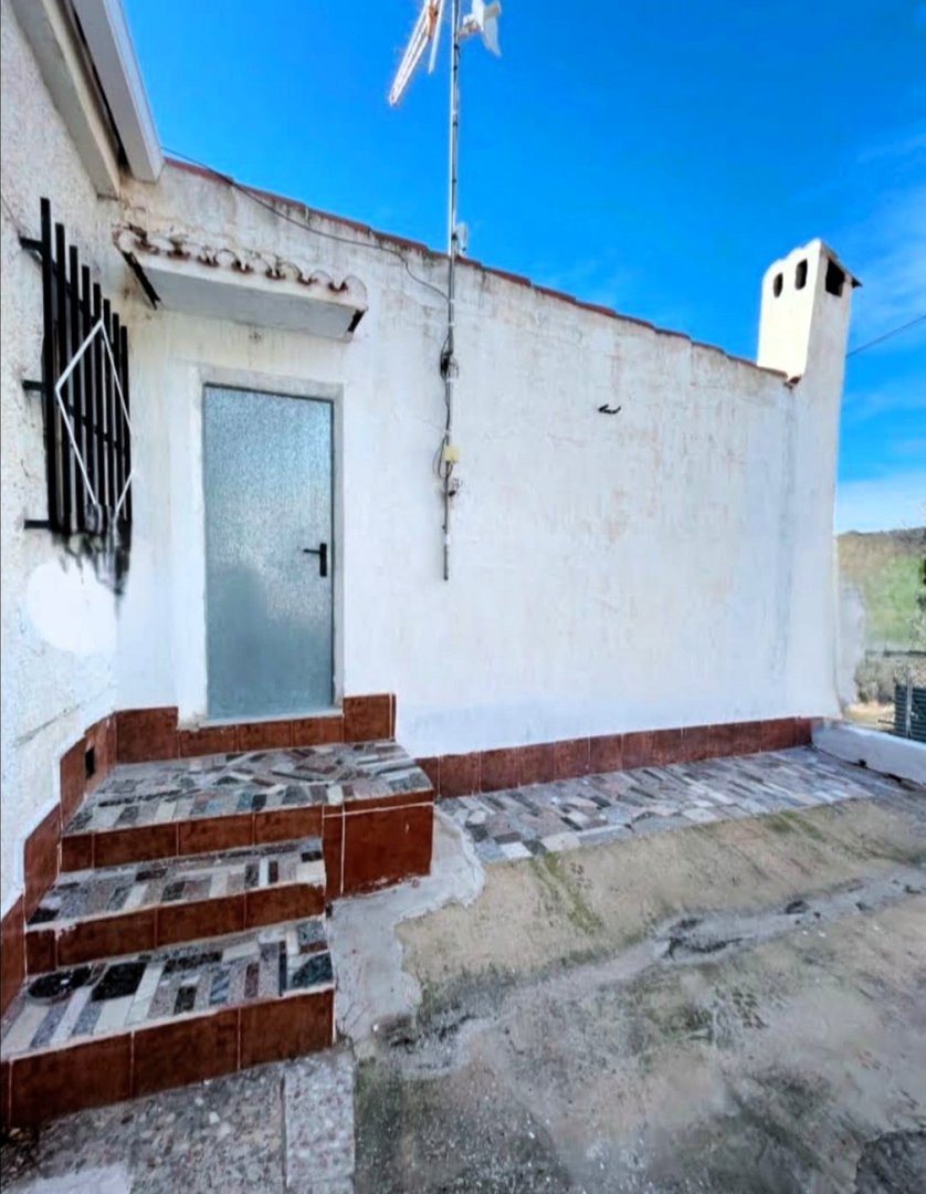 5 Bed Detached Villa in Elche
