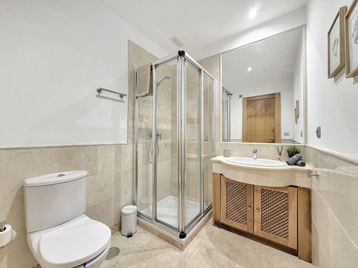 2 Bed Middle Floor Apartment in La Alcaidesa