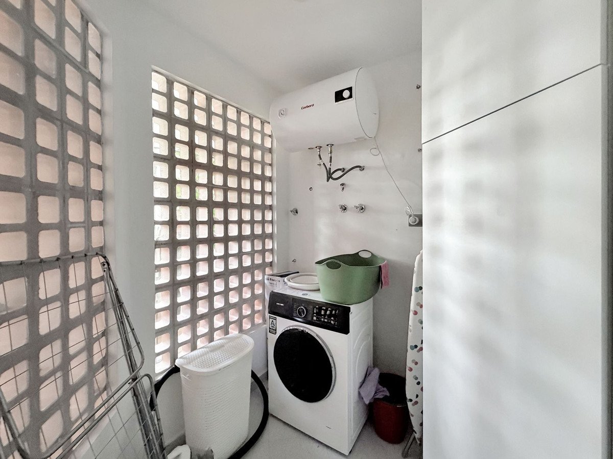 2 Bed Middle Floor Apartment in La Alcaidesa