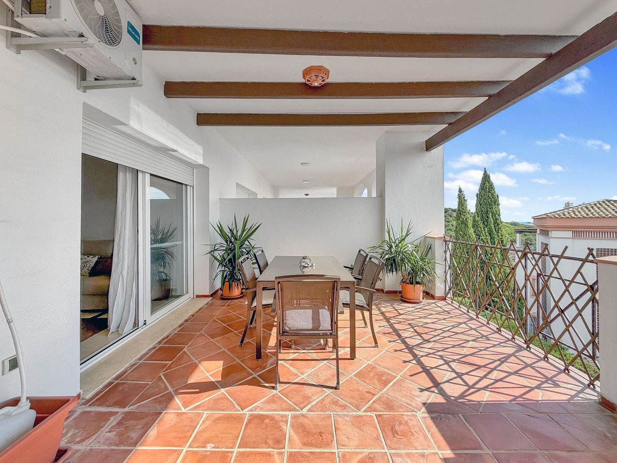 2 Bed Middle Floor Apartment in La Alcaidesa