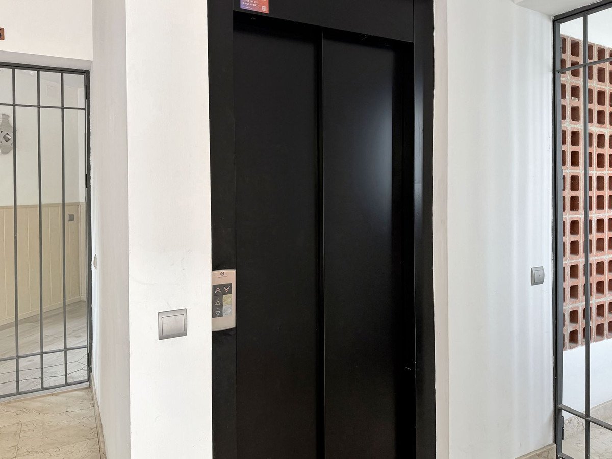 2 Bed Middle Floor Apartment in La Alcaidesa