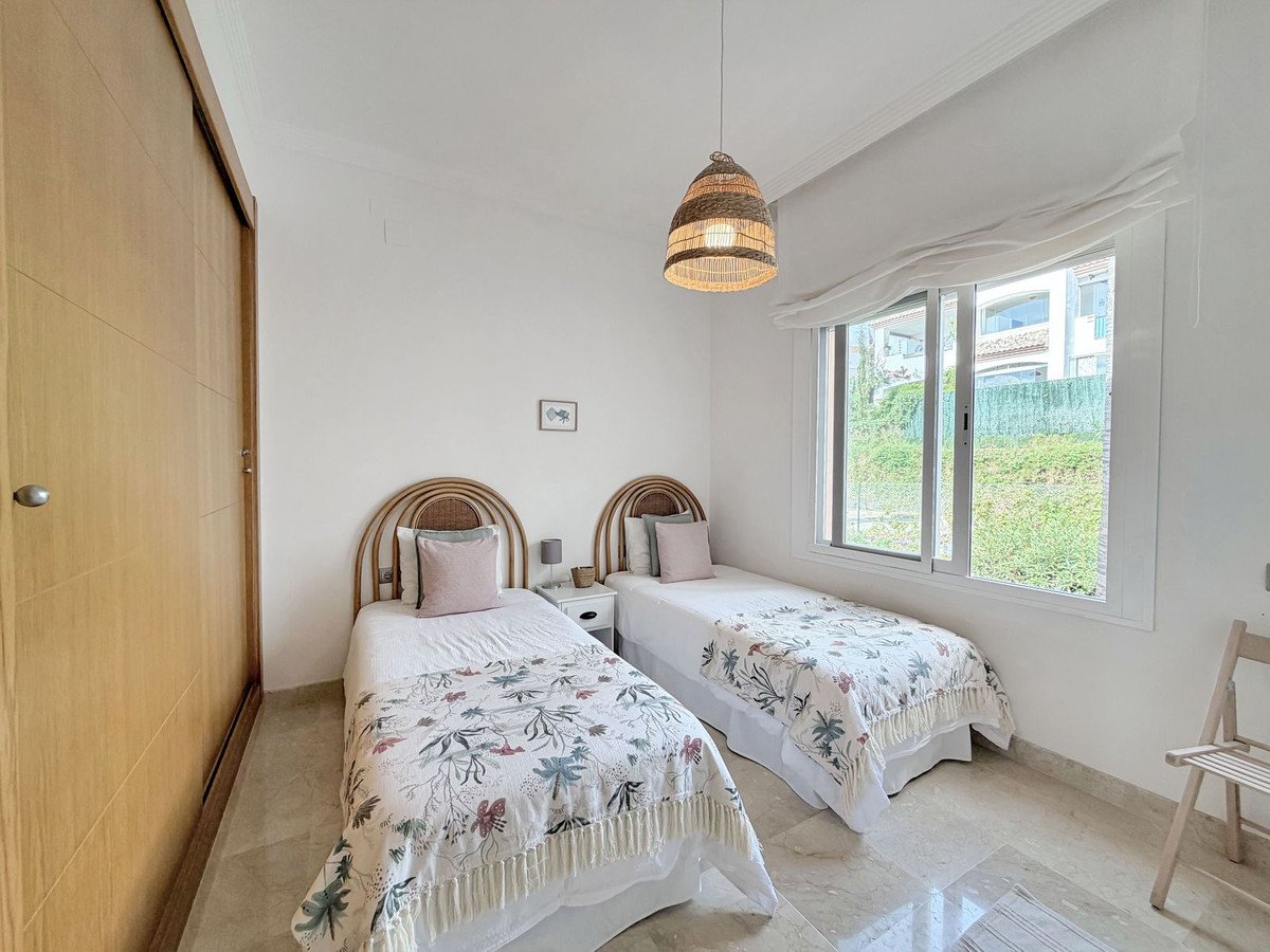 2 Bed Middle Floor Apartment in La Alcaidesa