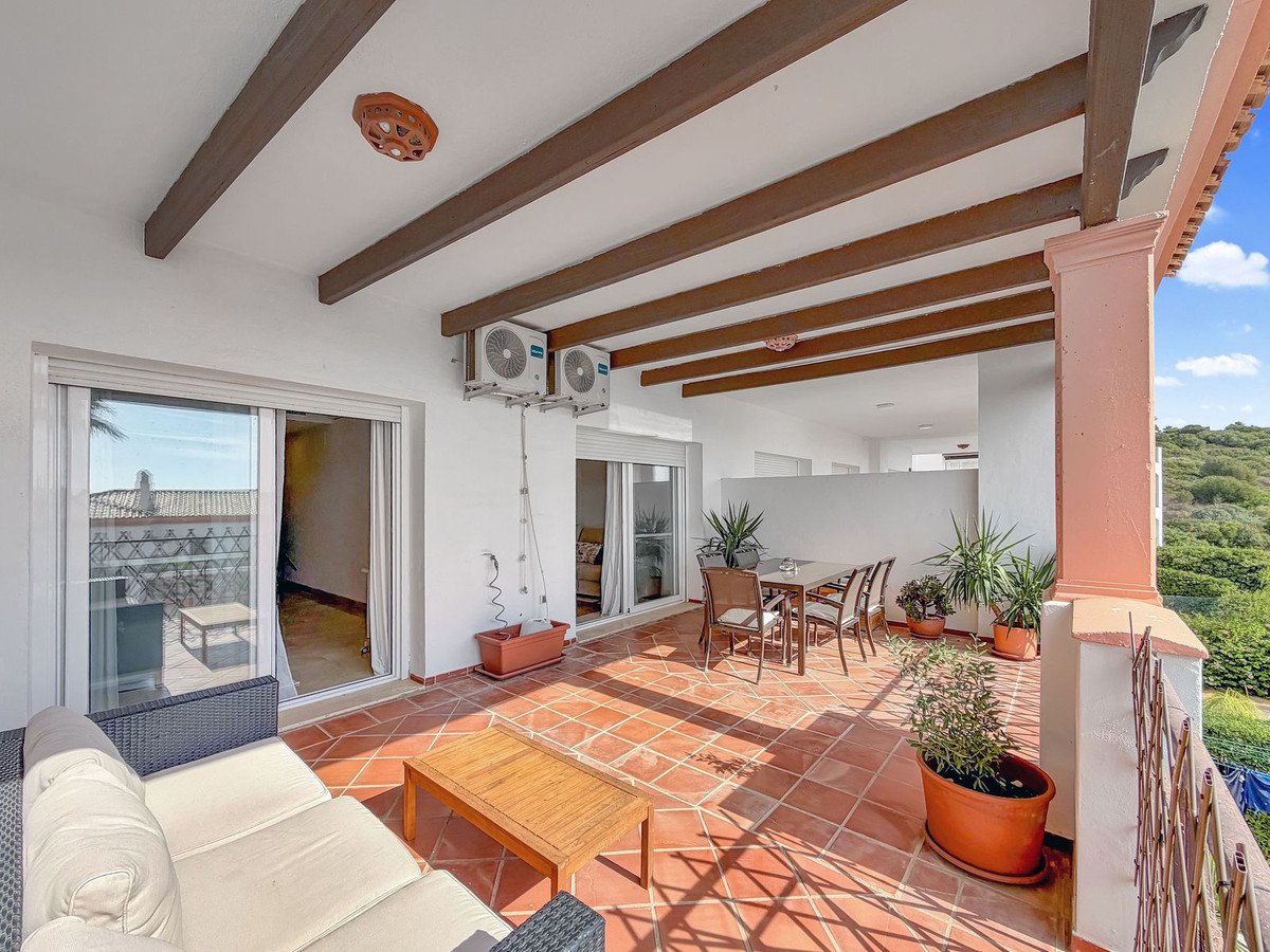 2 Bed Middle Floor Apartment in La Alcaidesa