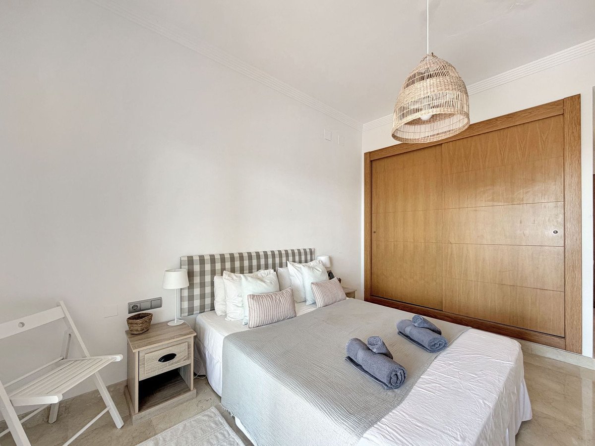 2 Bed Middle Floor Apartment in La Alcaidesa