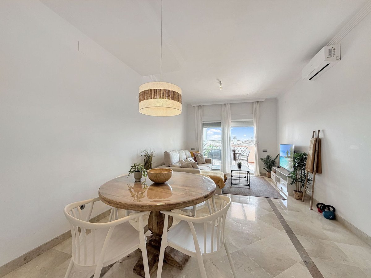 2 Bed Middle Floor Apartment in La Alcaidesa