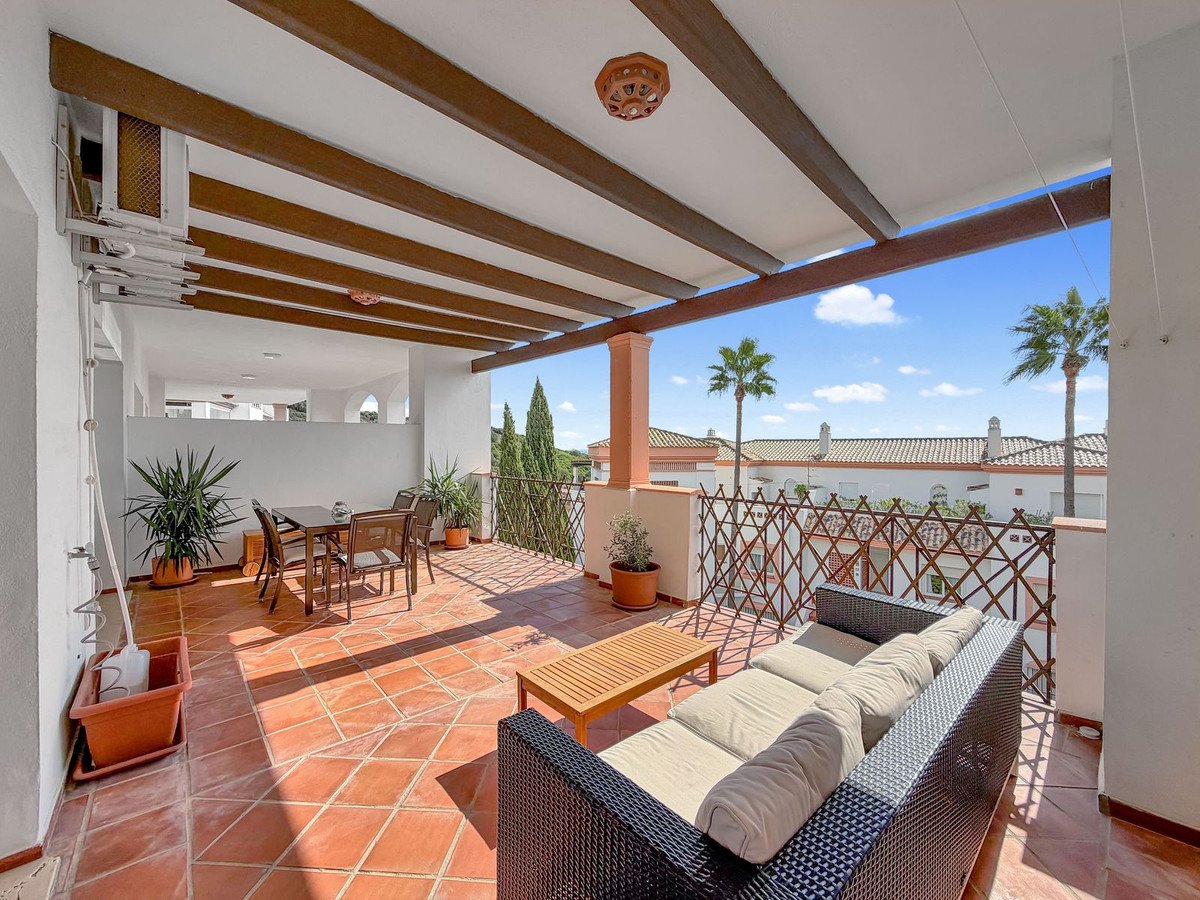 2 Bed Middle Floor Apartment in La Alcaidesa