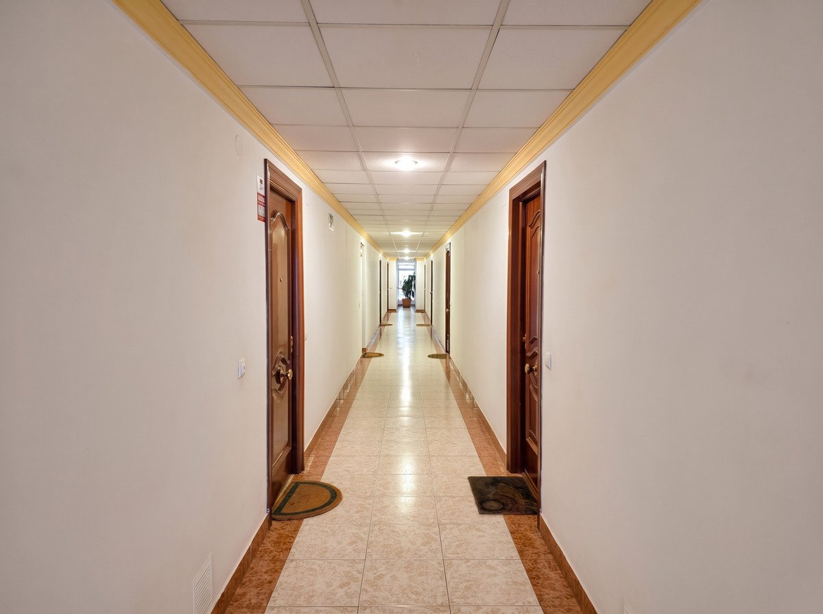 1 Bed Middle Floor Apartment in Marbella