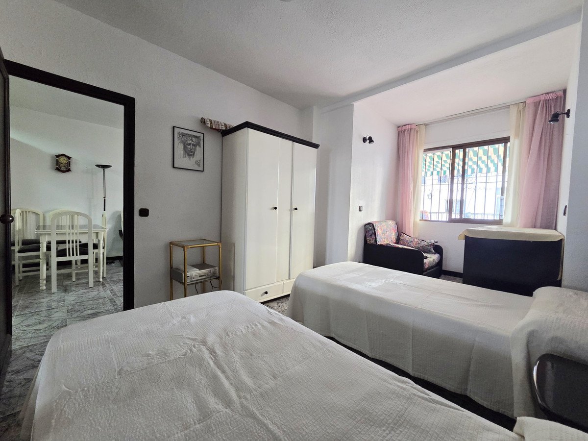 1 Bed Middle Floor Apartment in Marbella