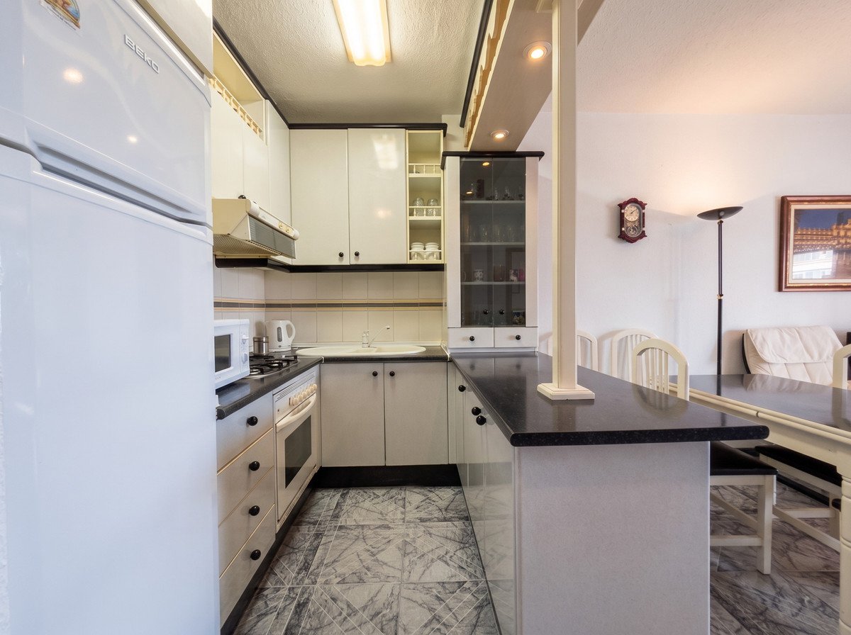 1 Bed Middle Floor Apartment in Marbella