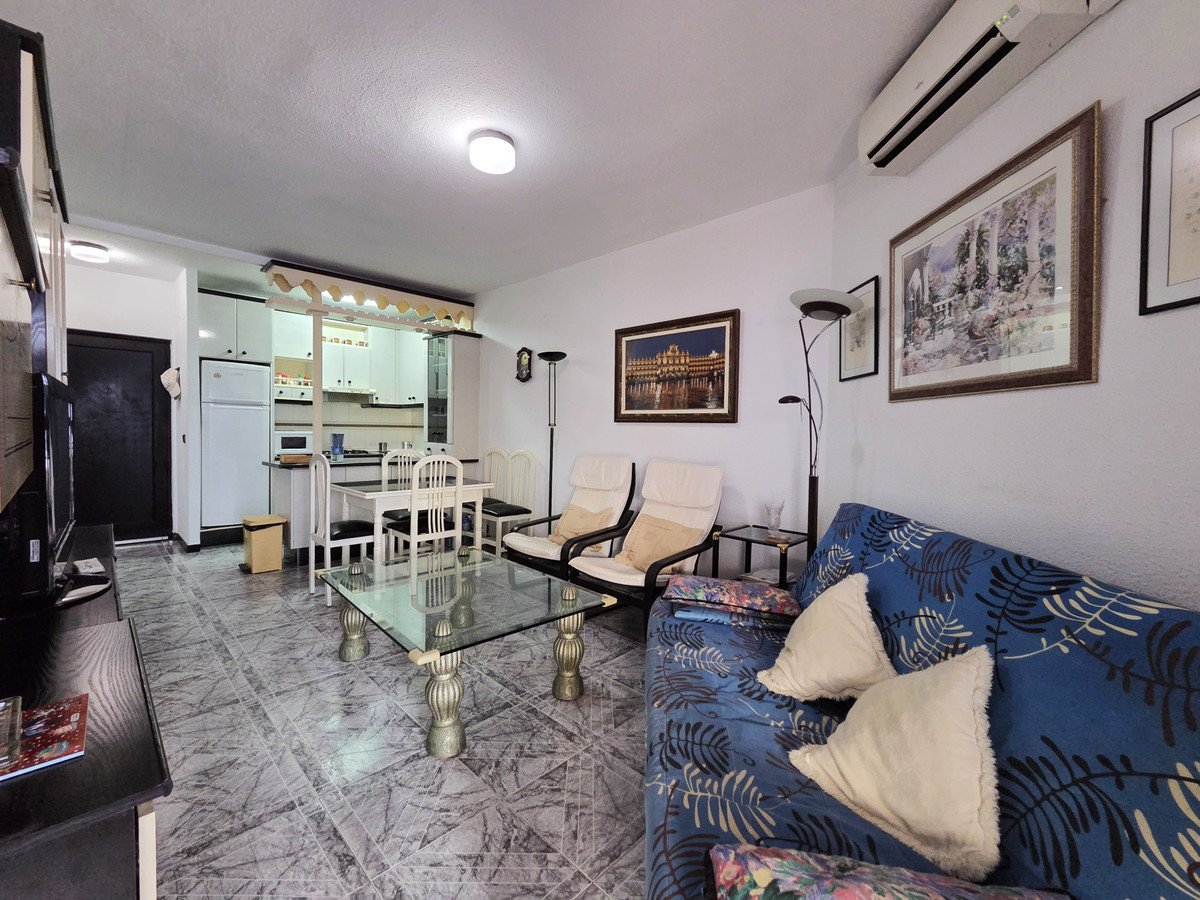 1 Bed Middle Floor Apartment in Marbella