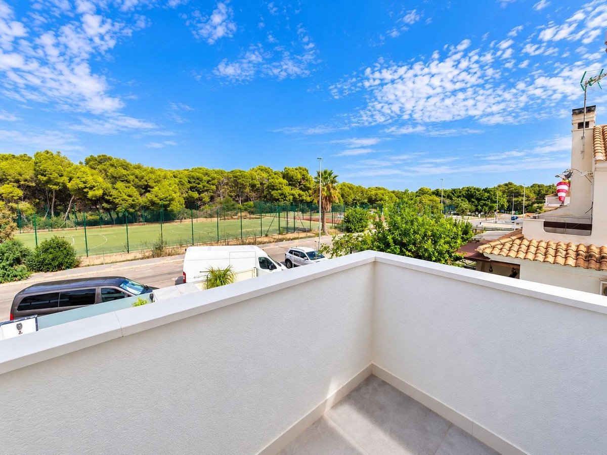 3 Bed Detached Villa in Mil Palmeras