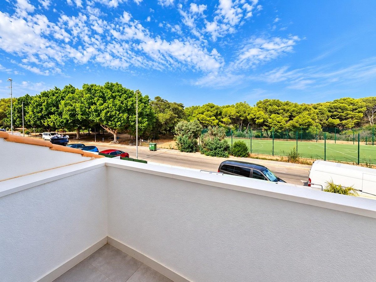 3 Bed Detached Villa in Mil Palmeras