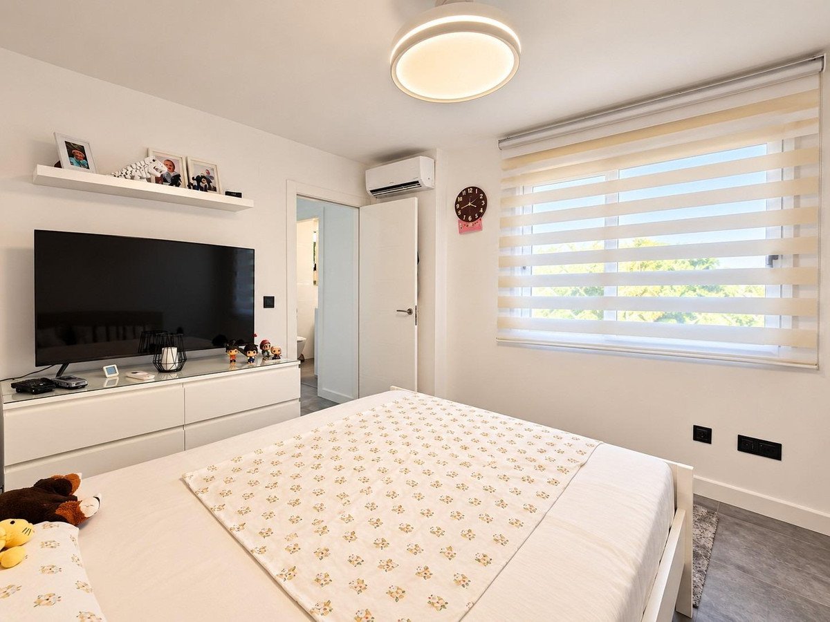 3 Bed Detached Villa in Mil Palmeras