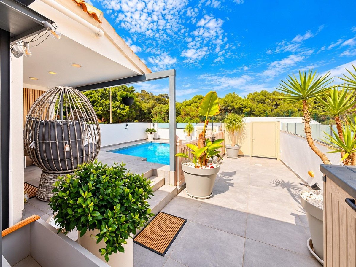 3 Bed Detached Villa in Mil Palmeras