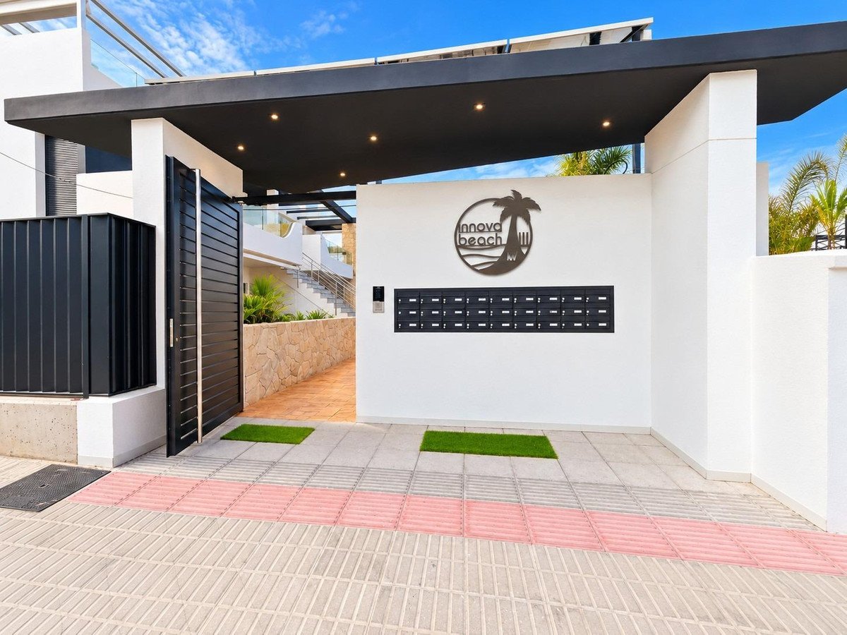 3 Bed Ground Floor Apartment in Punta Prima