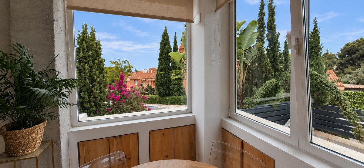 2 Bed Townhouse in Marbesa