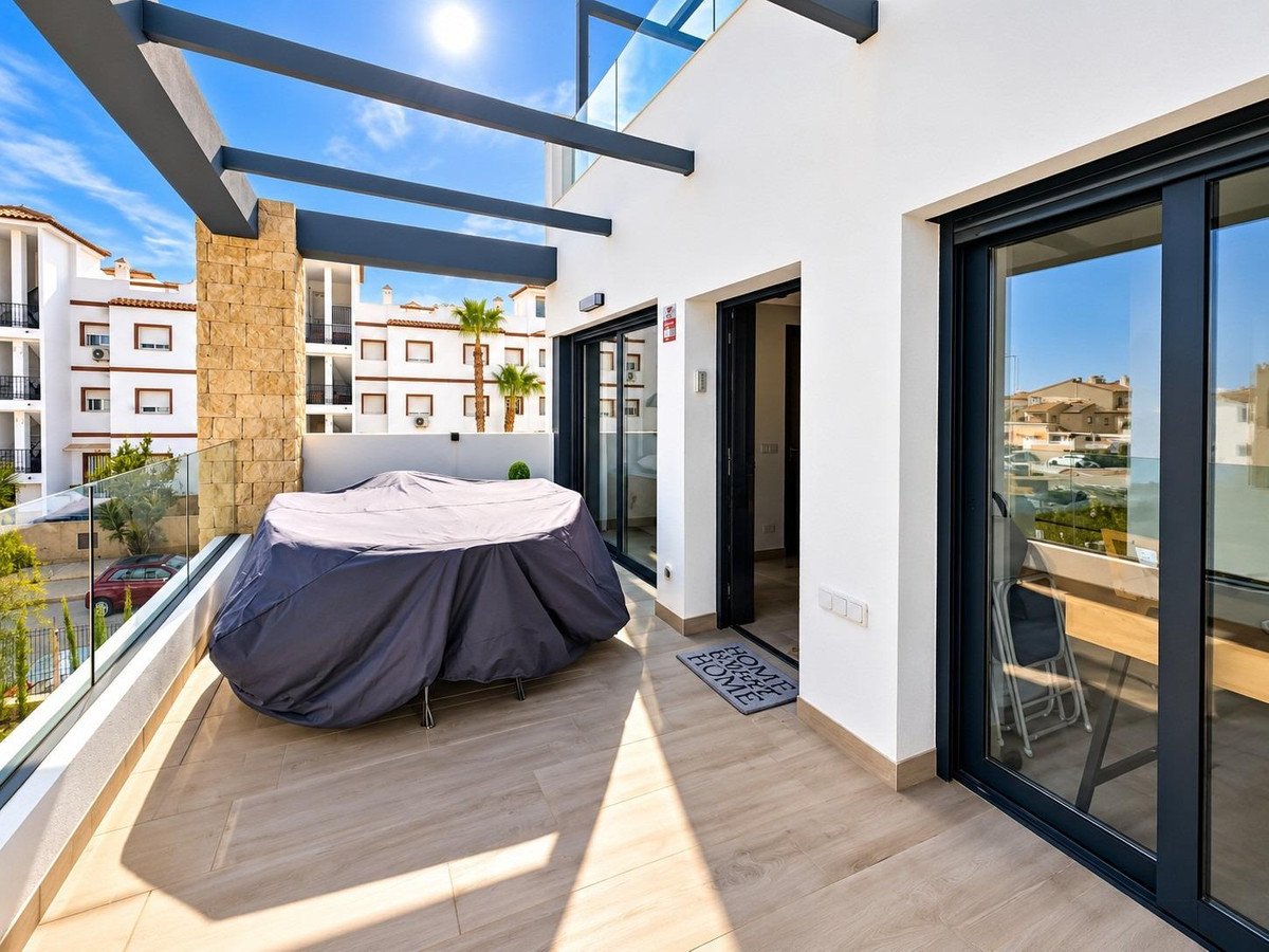 3 Bed Bungalow in Punta Prima