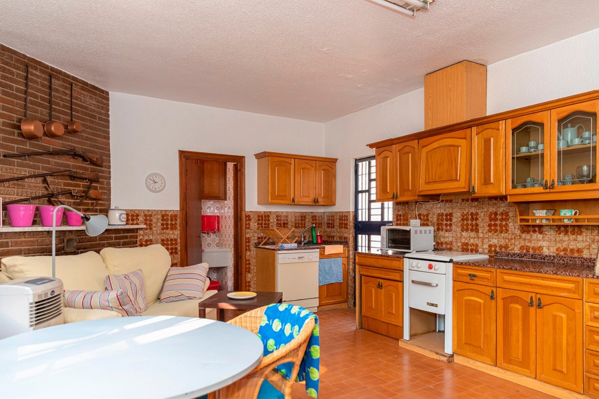 7 Bed Detached Villa in Yecla