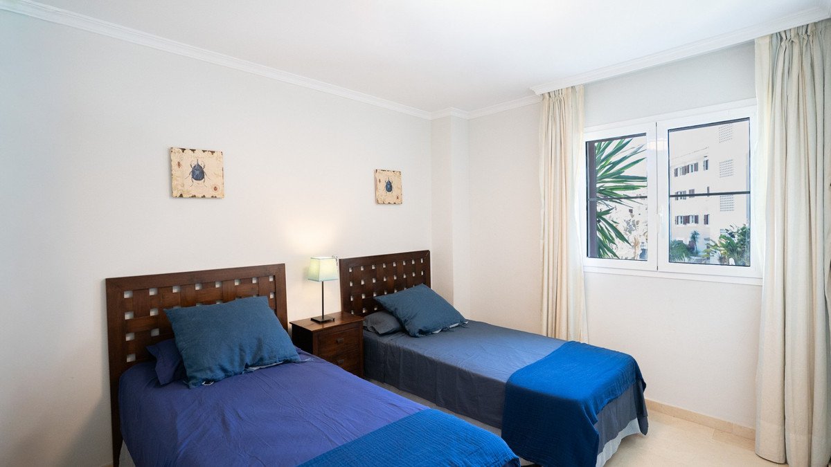 3 Bed Middle Floor Apartment in Sotogrande