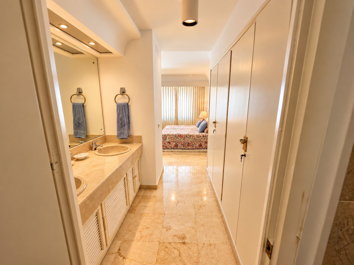 2 Bed Ground Floor Apartment in Guadalmina Baja