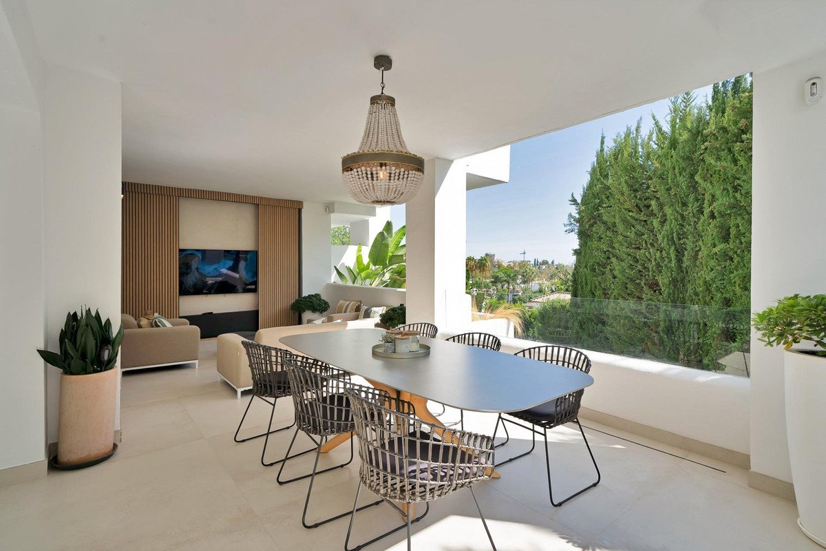 3 Bed Ground Floor Apartment in Marbella