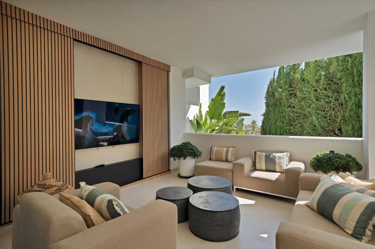 3 Bed Ground Floor Apartment in Marbella