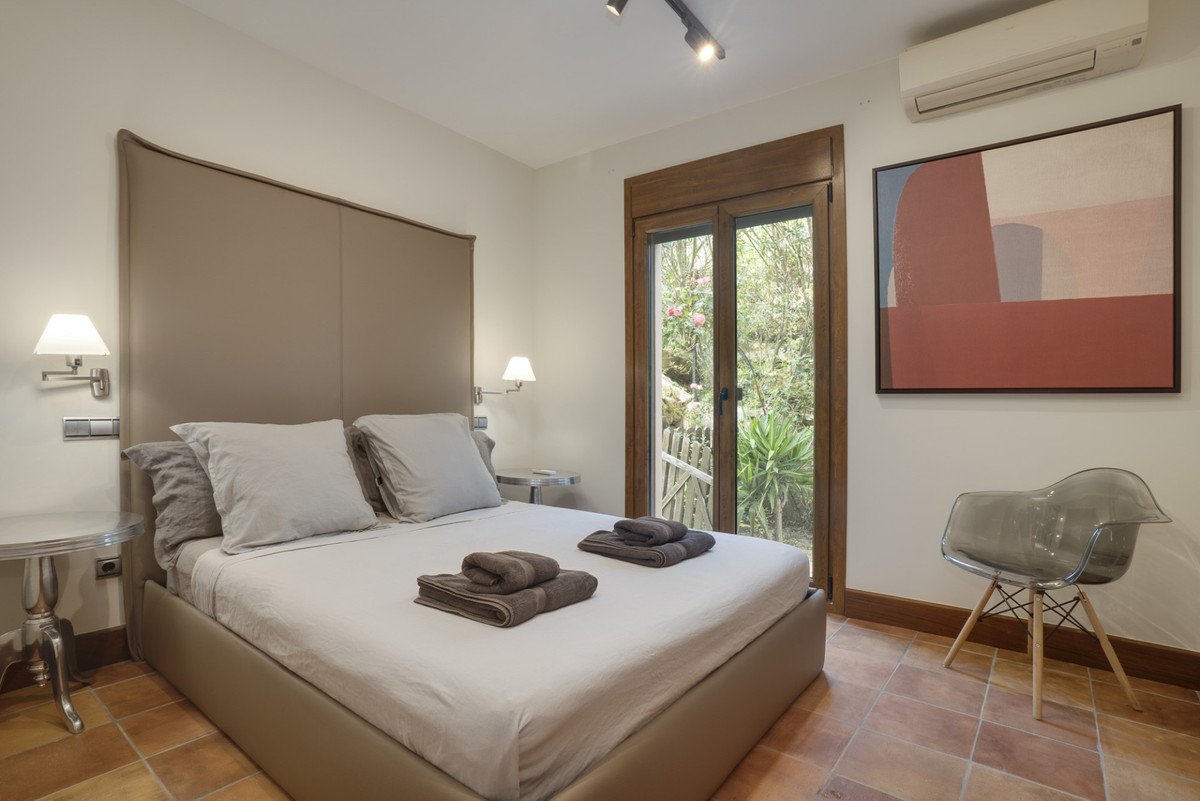 4 Bed Detached Villa in La Alcaidesa