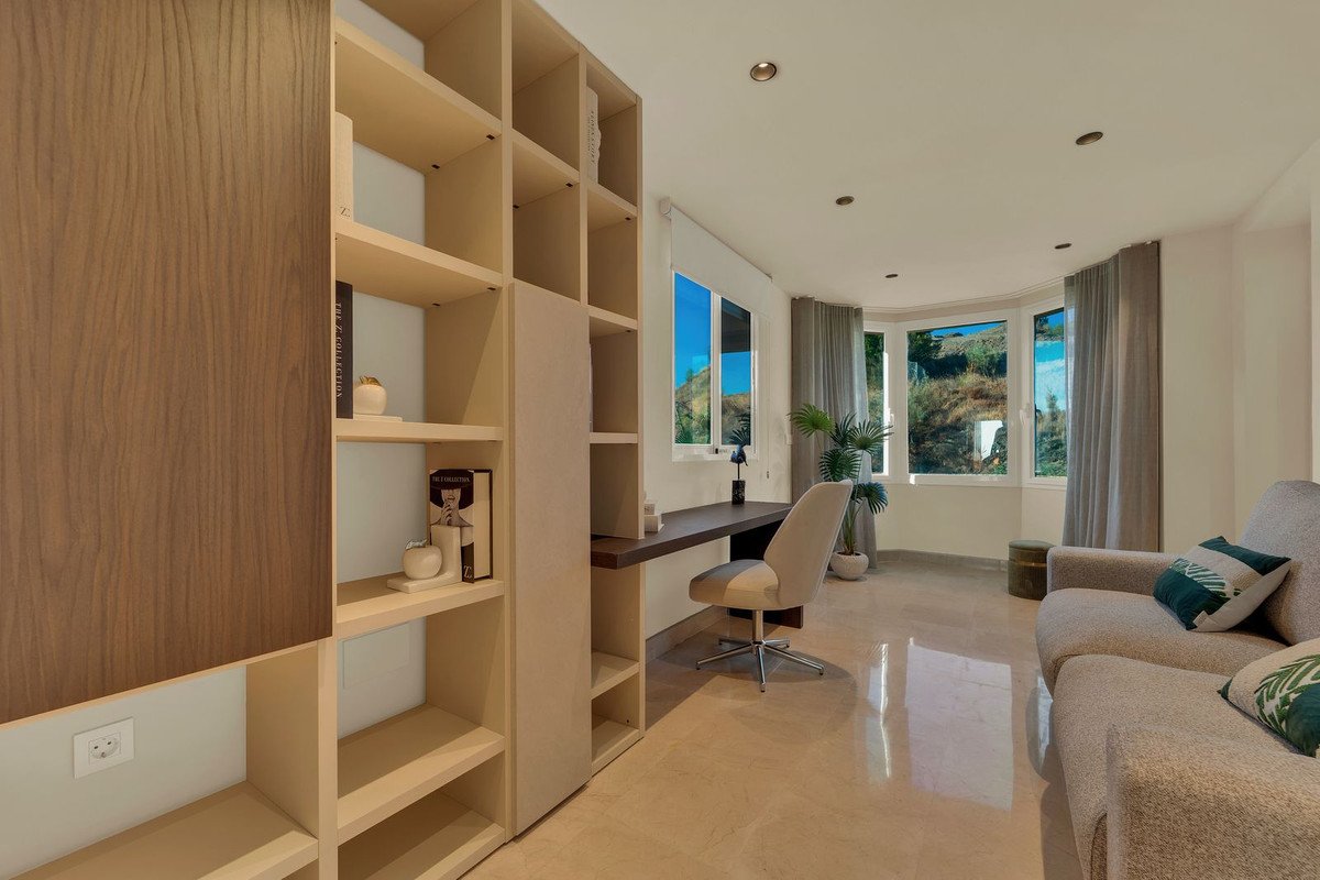 4 Bed Penthouse Duplex in Marbella