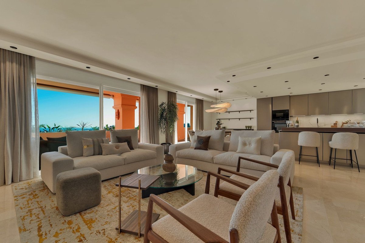 4 Bed Penthouse Duplex in Marbella