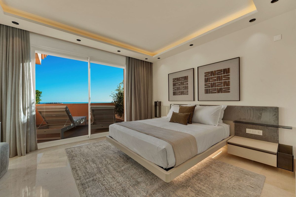 4 Bed Penthouse Duplex in Marbella