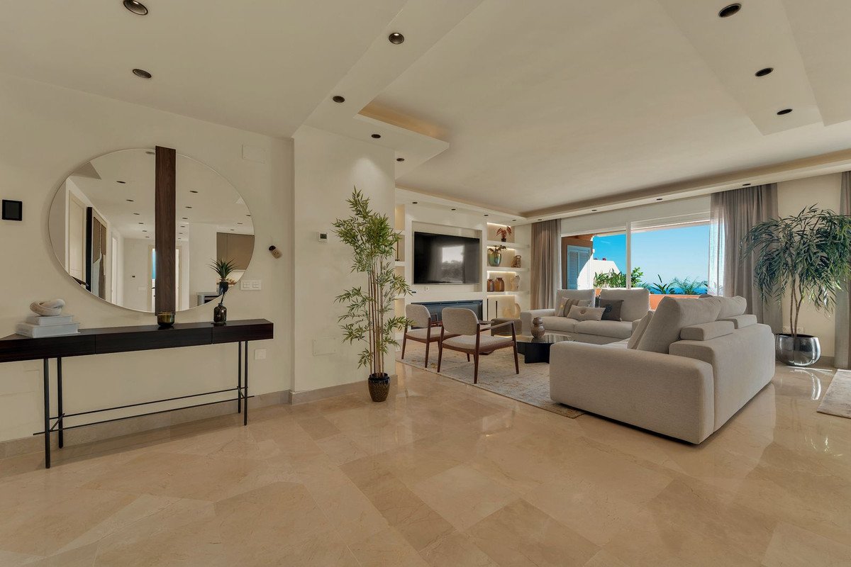 4 Bed Penthouse Duplex in Marbella