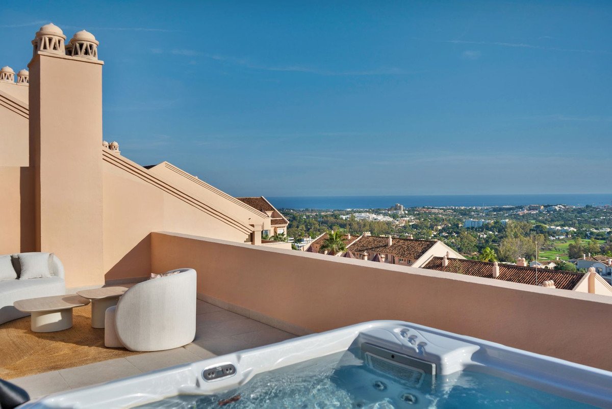 4 Bed Penthouse Duplex in Marbella