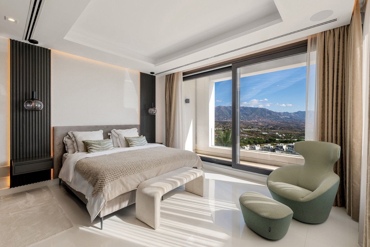 4 Bed Detached Villa in Mijas
