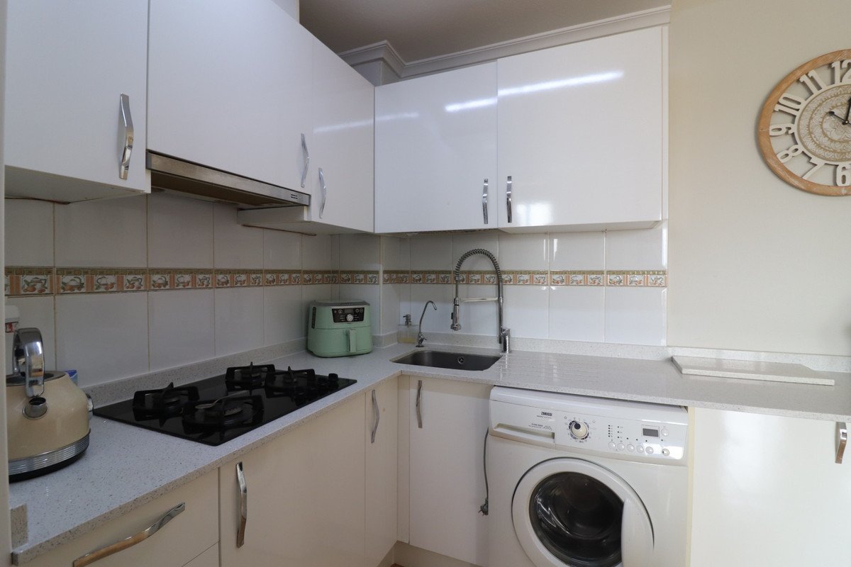 2 Bed Ground Floor Apartment in Los Palacios